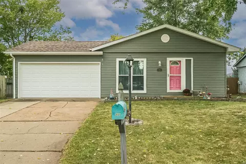 11 Hunting Creek Rd, Saint Peters, MO 63376