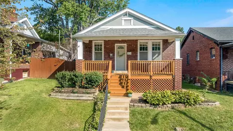 2824 Clifton Ave, Saint Louis, MO 63139