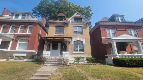 4457 Enright Ave, Saint Louis, MO 63108