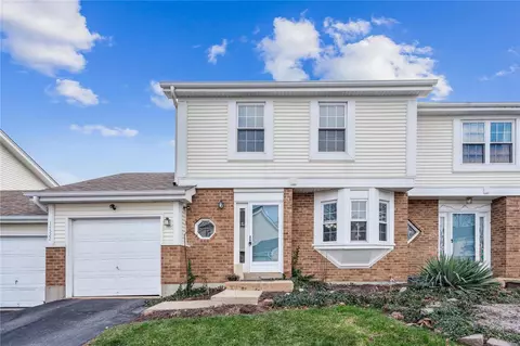 14522 Greencastle Dr, Chesterfield, MO 63017
