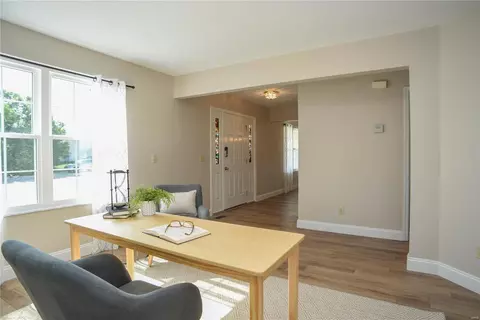 5 Square Nail Ct, O'fallon, MO 63366 photo 5
