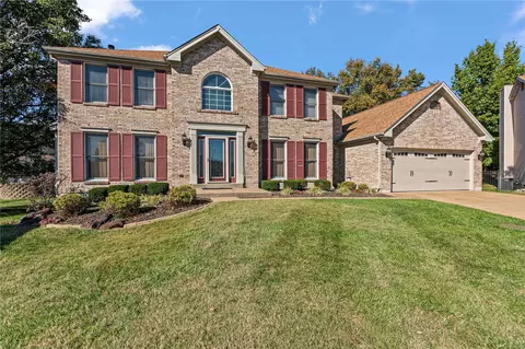 36 Orvieto Ct, Florissant, MO 63031