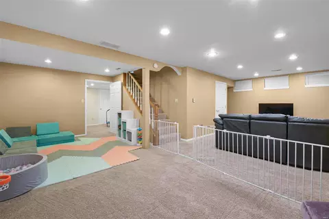 2575 Barrett Place Dr, Ballwin, MO 63021 photo 18