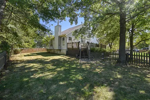 2575 Barrett Place Dr, Ballwin, MO 63021 photo 22