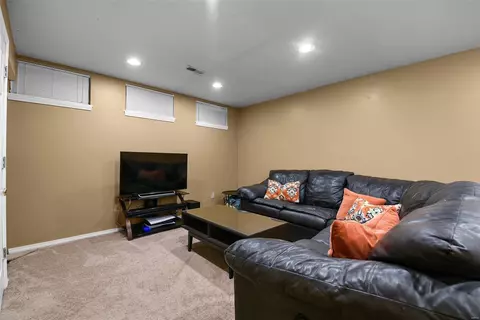 2575 Barrett Place Dr, Ballwin, MO 63021 photo 21