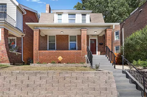 6575 Arsenal St, Saint Louis, MO 63139