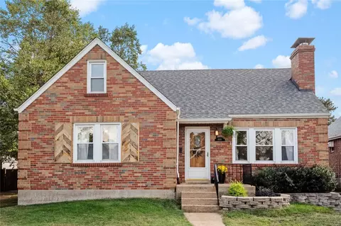 6816 Bonnie Ave, Affton, MO 63123