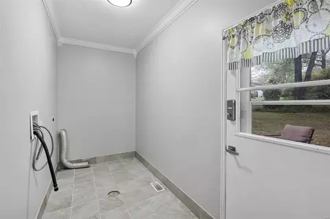 570 Spragues Mill Ct, Ballwin, MO 63011 photo 11