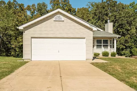 1031 Providence Pointe Dr, Wentzville, MO 63385