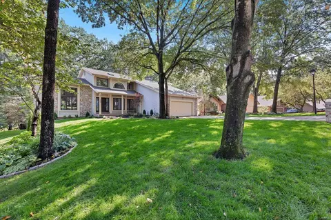 724 High Hill Ct, Lake Saint Louis, MO 63367