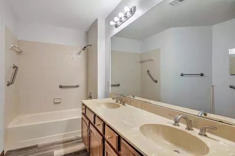 712 Woodside Trails Dr #100, Ballwin, MO 63021 photo 21