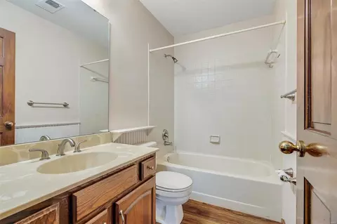 712 Woodside Trails Dr #100, Ballwin, MO 63021 photo 13