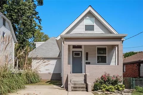 7209 Arsenal St, Saint Louis, MO 63143