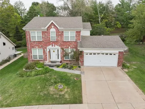 2921 Championship Blvd, Saint Louis, MO 63129