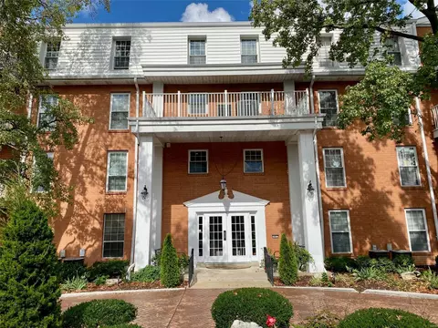 14471 Bantry Ln #31, Chesterfield, MO 63017