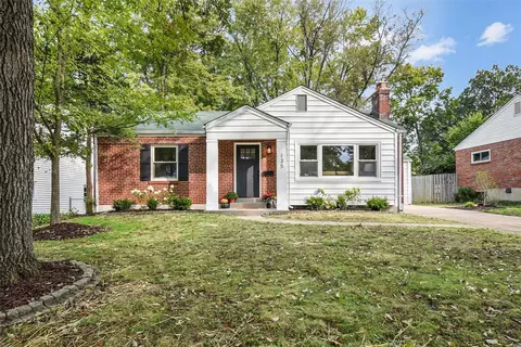 135 W Rose Ave, Saint Louis, MO 63119