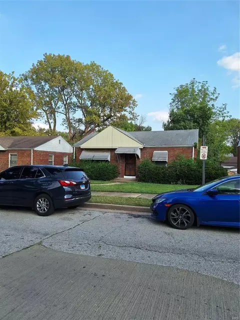 5556 Floy Ave, Saint Louis, MO 63136