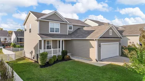 2019 Lynwood Ridge Dr, Lake Saint Louis, MO 63367