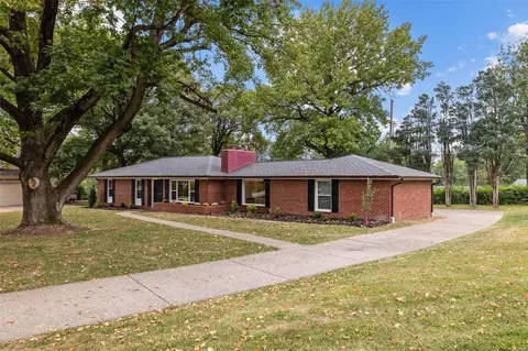 5 Ramsgate Dr, Saint Louis, MO 63132 photo 3
