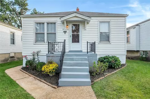 5924 Victoria Ave, Saint Louis, MO 63110