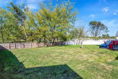 106 Keystone Crossing Dr, O'fallon, MO 63368 photo 7