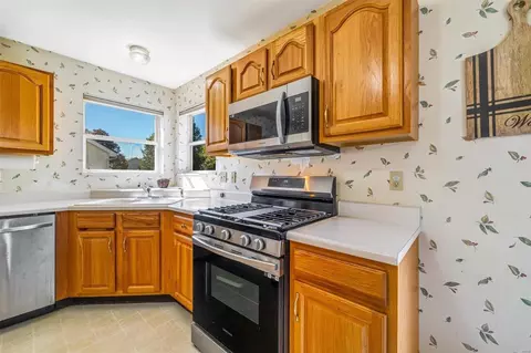 106 Keystone Crossing Dr, O'fallon, MO 63368 photo 23