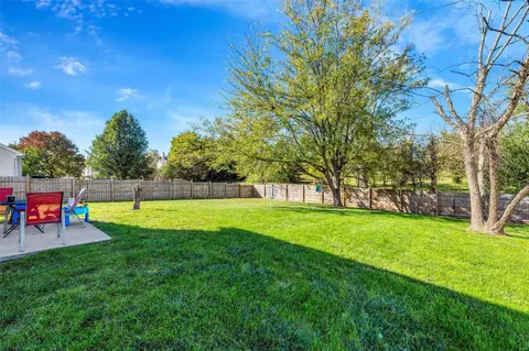 106 Keystone Crossing Dr, O'fallon, MO 63368 photo 8