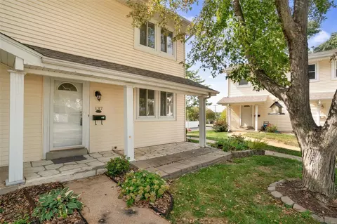 137 Condor Ct, Saint Charles, MO 63303