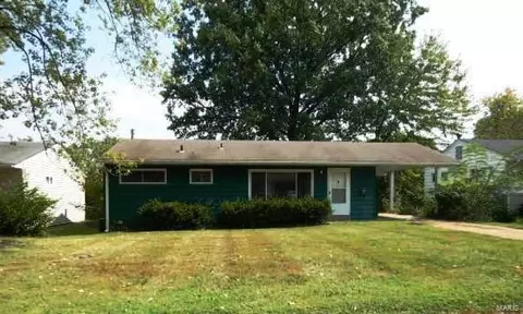 10116 Jett Dr, Saint Louis, MO 63136