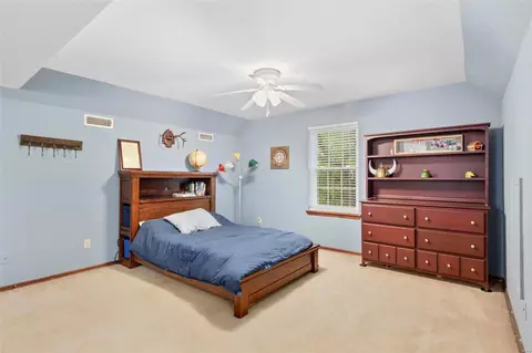 397 Lauren Lndg, Ballwin, MO 63021 photo 19