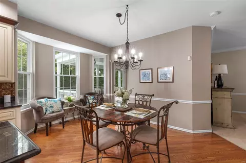 397 Lauren Lndg, Ballwin, MO 63021 photo 8