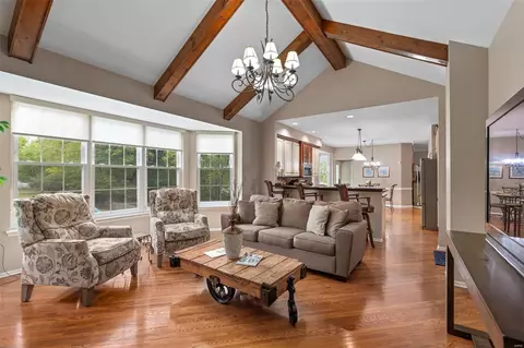 397 Lauren Lndg, Ballwin, MO 63021 photo 10
