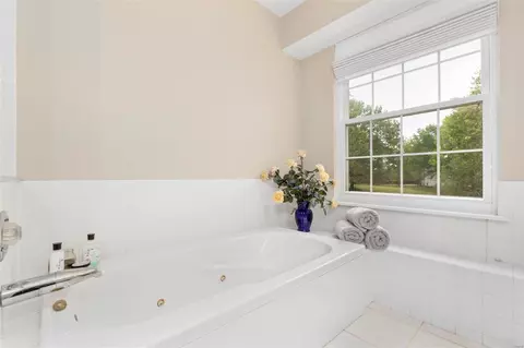 397 Lauren Lndg, Ballwin, MO 63021 photo 13
