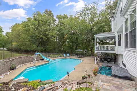 397 Lauren Lndg, Ballwin, MO 63021 photo 28