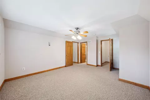 808 Spring Hill Farm Dr, Ballwin, MO 63021 photo 12