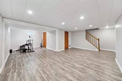 808 Spring Hill Farm Dr, Ballwin, MO 63021 photo 17