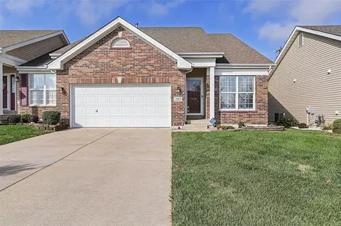 203 Belmonte Cir, O'fallon, MO 63368