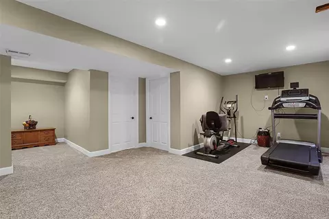 203 Belmonte Cir, O'fallon, MO 63368 photo 23