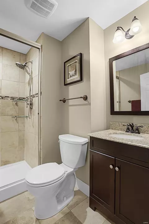 203 Belmonte Cir, O'fallon, MO 63368 photo 25