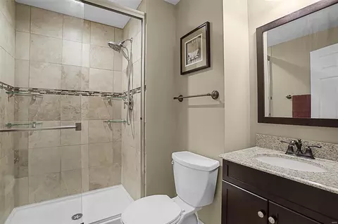 203 Belmonte Cir, O'fallon, MO 63368 photo 24