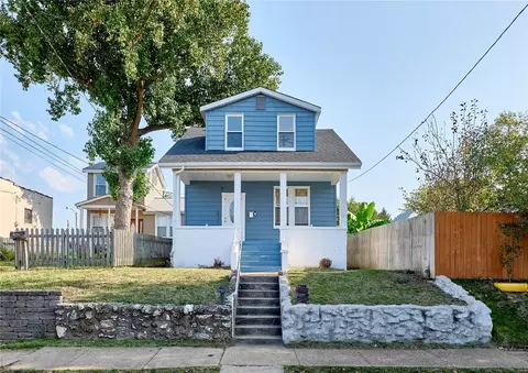 4241 Schiller Pl, Saint Louis, MO 63116