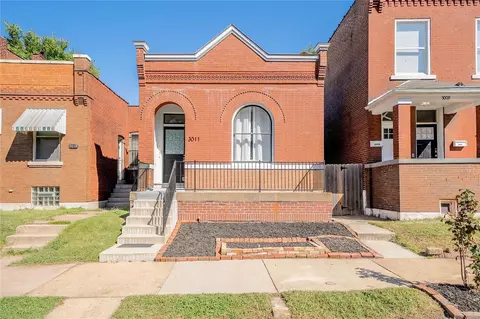 3011 Utah St, Saint Louis, MO 63118