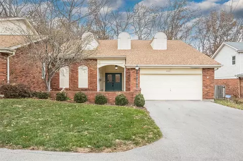 2359 Baxton Way, Chesterfield, MO 63017