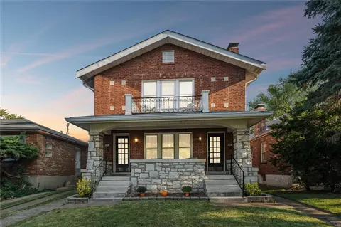 4963 Parker Ave, Saint Louis, MO 63139