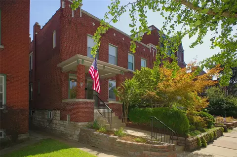 2916 S Compton Ave #2916, Saint Louis, MO 63118