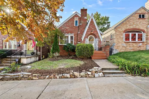 4060 Oleatha Ave, Saint Louis, MO 63116