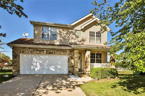135 August Pl, Florissant, MO 63034