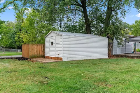 601 Ofallon Ave, O'fallon, MO 63366 photo 27