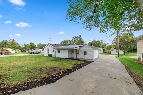 601 Ofallon Ave, O'fallon, MO 63366 photo 23