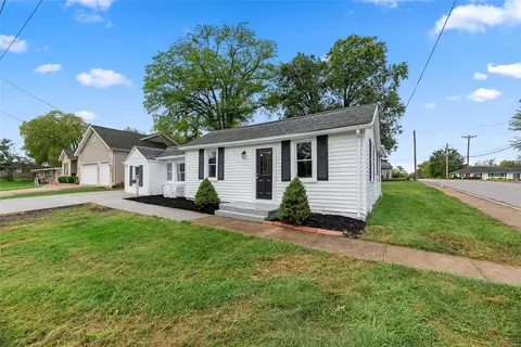 601 Ofallon Ave, O'fallon, MO 63366 photo 28